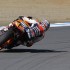 MotoGP na torze Motegi 2012 fotogaleria - pedrosa od tylu
